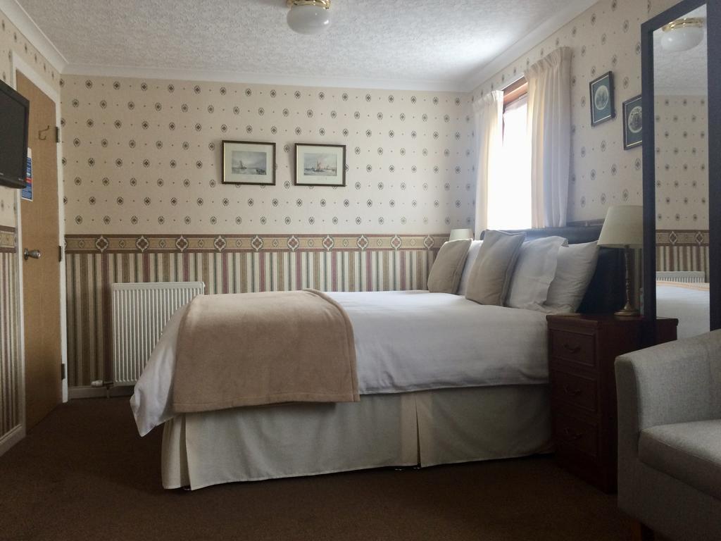 Abermar Guest House - Inverness — Photos 1
